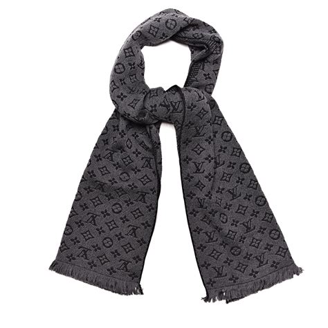 louis vuitton monogram classic scarf